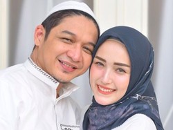 Pasha Ungu Dikuatkan Istri Usai Gagal Jadi Calon Wakil Gubernur Sulteng