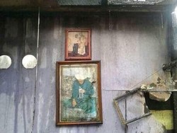 Viral Gambar Ulama Guru Sekumpul Tetap Utuh Walau Rumah Terbakar