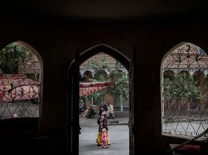 Warga Xinjiang Ramai-ramai Protes Lockdown Corona via Medsos