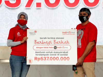 Donasi 3.000 Paket Sembako untuk Warga Terdampak COVID-19