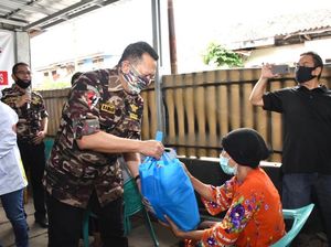 Ketua MPR Berikan Ratusan Paket Sembako kepada Veteran & Janda TNI