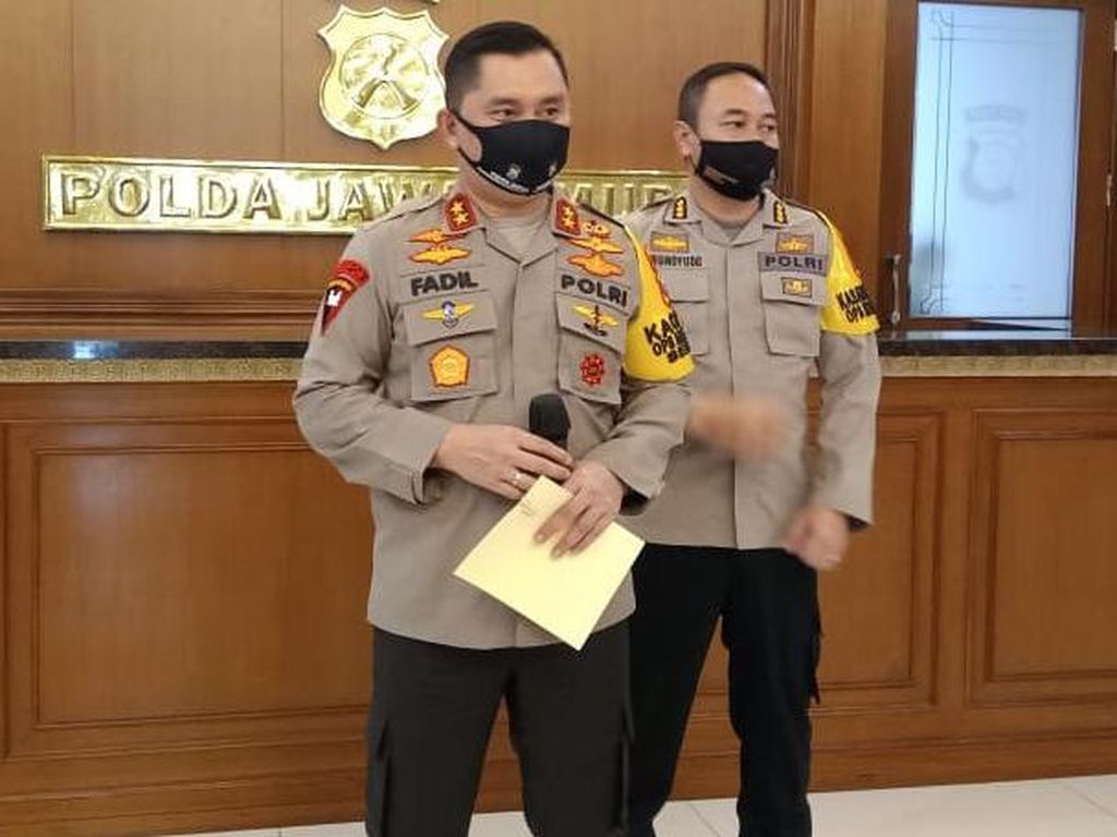 PSBB Surabaya Raya Jilid 2, Kapolda Baru Prioritaskan Tekan Penularan COVID-19 PSBB Surabaya Raya Jilid 2, Kapolda Baru Prioritaskan Tekan Penularan COVID-19
