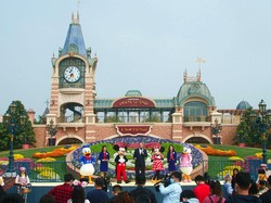 Asyik, Shanghai Disneyland Akhirnya Dibuka Lagi