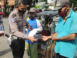 682 Pekerja Tranportasi Informal di Kota Banjar Terima Bantuan Polri