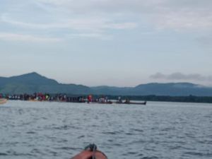 Saat Tentara Langit Menyelam Evakuasi Pilot Tenggelam di Sentani Saat Tentara Langit Menyelam Evakuasi Pilot Tenggelam di Sentani