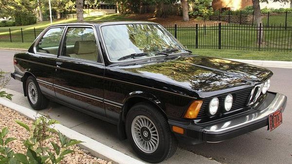 Mobil Pertama Tokoh Top Dunia: Elon Musk, David Beckham, sampai Mr Bean