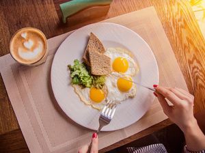 Gegara Konten Makan Sehari-hari, Wanita Gemuk Ini Jadi Seleb TikTok Gegara Konten Makan Sehari-hari, Wanita Gemuk Ini Jadi Seleb TikTok