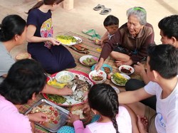 Jarang Masak dan Pakai Sumpit, Fakta Menarik Budaya Kuliner Thailand