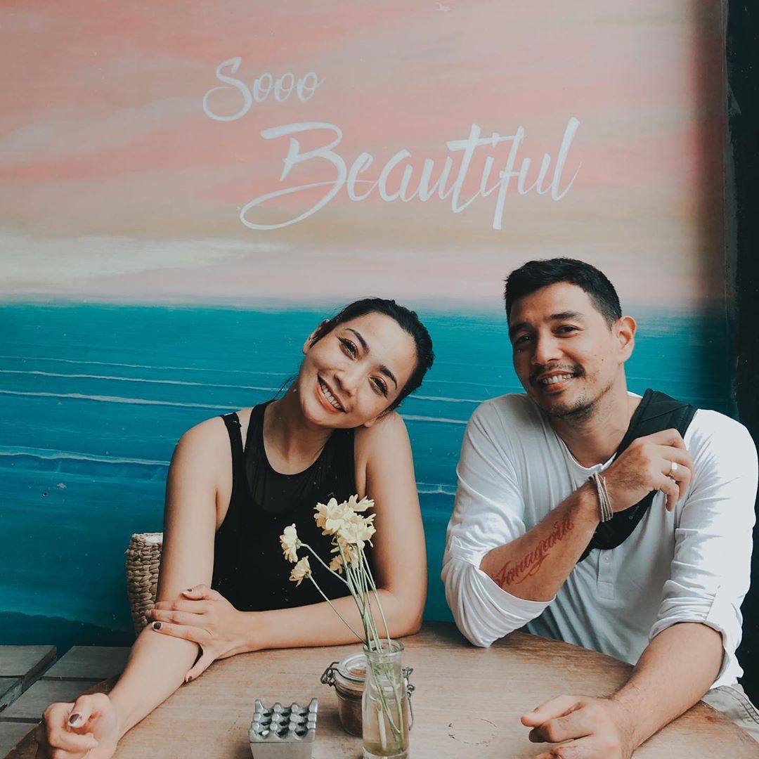 Hesty Purwadinata dan Edo Borne (Instagram Hesty)