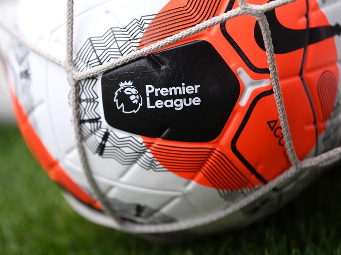 Kabar baik datang dari dunia sepakbola Inggris. Premier League kabarnya akan kembali digelar usai dapat lampu hijau dari pemerintah Britania Raya.