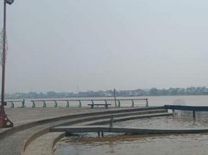 Keindahan Alun Kapuas Park di Tengah Kota Pontianak