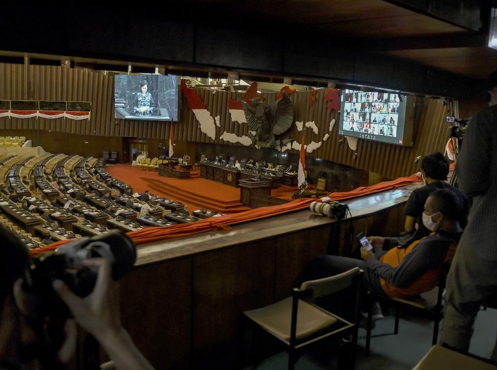 1 Bulan Reses, DPR Gelar Paripurna Pembukaan Masa Sidang Hari Ini 1 Bulan Reses, DPR Gelar Paripurna Pembukaan Masa Sidang Hari Ini