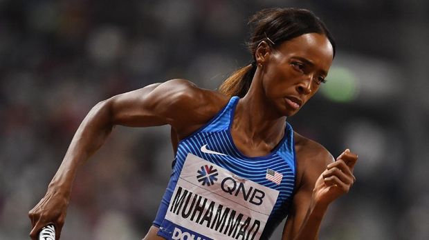 USA's Dalilah Muhammad competes in the Women's 4x400m Relay final at the 2019 IAAF Athletics World Championships at the Khalifa International stadium in Doha on October 6, 2019. (Photo by Jewel SAMAD / AFP)