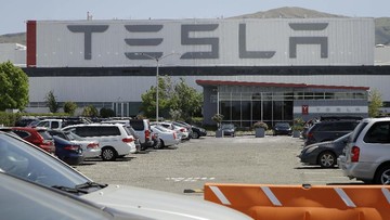 Produsen Mobil Listrik AS Pesaing Tesla Berguguran