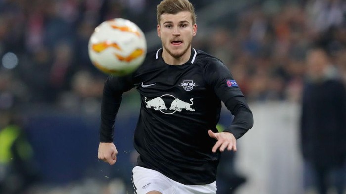 SALZBURG, AUSTRIA - NOVEMBER 29:  Timo Werner of Leipzig runs with the ball during the UEFA Europa League Group B match between RB Salzburg and RB Leipzig at  on November 29, 2018 in Salzburg, Austria.  (Photo by Alexander Hassenstein/Getty Images)