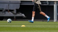 Karim Benzema, mesin gol Real Madrid yang tetap berlatih meski menjalankan ibadah puasa (Instagram/Real Madrid)