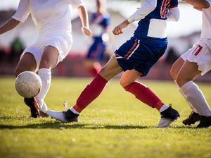 Jaga Jarak dan Tanpa Tekel dalam Latihan Klub Premier League