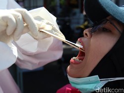 Perjalanan Tes Corona Per Hari hingga Pecah Telur Target Jokowi