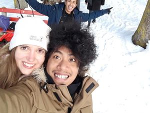 Momen Mesra Pria Lombok yang Dituduh Pakai Pelet Demi Nikahi Bule Jerman