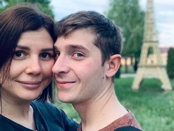 Kontroversi Selebgram Nikahi Anak Tiri, Kini Sedang Hamil Anak Kedua