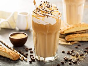 Racik Sendiri Ice Mocha dan Cold Brew ala Starbucks Racik Sendiri Ice Mocha dan Cold Brew ala Starbucks