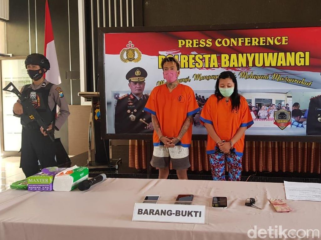 Jual Anak di Bawah Umur ke Pria Hidung Belang, Dua Muncikari Diamankan Jual Anak di Bawah Umur ke Pria Hidung Belang, Dua Muncikari Diamankan