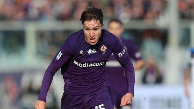 FLORENCE, ITALY - FEBRUARY 08: Federico Chiesa of ACF Fiorentina in action during the Serie A match between ACF Fiorentina and  Atalanta BC at Stadio Artemio Franchi on February 8, 2020 in Florence, Italy.  (Photo by Gabriele Maltinti/Getty Images)