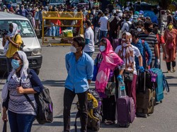 Ribuan Pekerja Migran di India Terpaksa Mudik Akibat Lockdown
