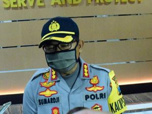 Warga Sidoarjo Keluyuran Saat Jam Malam Akan Diswab, Positif Langsung Diisolasi Warga Sidoarjo Keluyuran Saat Jam Malam Akan Diswab, Positif Langsung Diisolasi