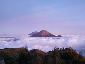5 Rekomendasi Gunung Terindah di Jawa Tengah