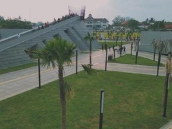 Mengunjungi Markas Avengers di Ujung Timur Indonesia