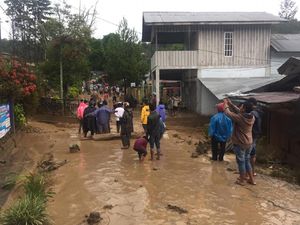 Banjir Bandang Kebayakan Aceh Tengah: 11 Rumah Rusak, 3 Mobil Hanyut
