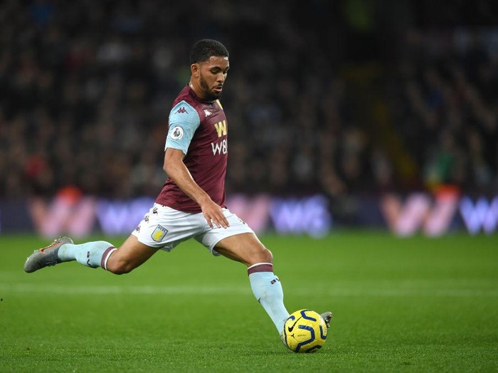 BIRMINGHAM, ENGLAND - NOVEMBER 25:  Douglas Luiz of Aston Villa in action during the Premier League match between Aston Villa and Newcastle United at Villa Park on November 25, 2019 in Birmingham, United Kingdom. (Photo by Stu Forster/Getty Images)