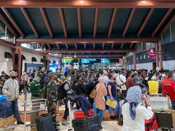 Soetta Padat Penumpang, Ini Aturan Pelonggaran Transportasi di Tengah PSBB