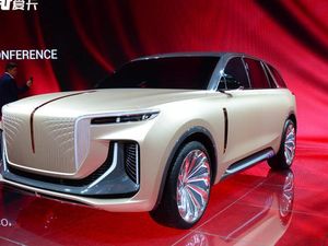 Mirip Banget, Jiplakan Rolls-Royce Versi Mobil China