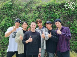 Momen Anggota EXO Lepas Suho Sebelum Wamil