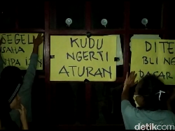 Warga Cirebon Gerebek Kedai Kopi yang Buka Sampai Dini Hari Saat PSBB