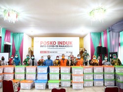 DPR Salurkan Alkes-APD untuk Penanganan Corona ke 47 Puskesmas di Makassar