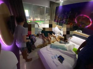 Anak Buah Layani 7 Pelanggan, Ini Penghasilan Muncikari yang Digerebek Polisi Anak Buah Layani 7 Pelanggan, Ini Penghasilan Muncikari yang Digerebek Polisi