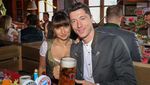 Foto WAGs Bundesliga yang Pekan Ini Nonton Bola di Rumah Saja