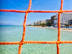 Potret Kota Cantik Tapi Seram