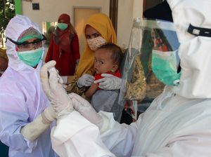 Protokol Kesehatan yang Wajib Dilakukan Saat Bawa Anak Imunisasi