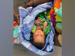 Wanita India Lahirkan Bayi Lalu Jalan Kaki 160 Km Saat Lockdown Corona