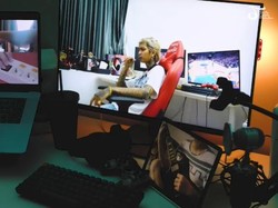 Young Lex Daur Ulang Nyesel Kan dengan Bebunyian Saklar Rumah