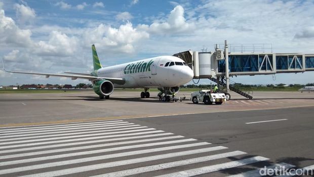 Pesawat Citilink mendarat di bandara Adi Soemarmo, Boyolali.