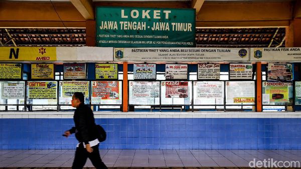 Suasana Terkini Terminal Kampung Rambutan Seminggu Jelang Lebaran