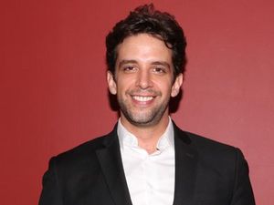 Nick Cordero, Aktor Broadway yang Kakinya Diamputasi karena Corona Meninggal Nick Cordero, Aktor Broadway yang Kakinya Diamputasi karena Corona Meninggal