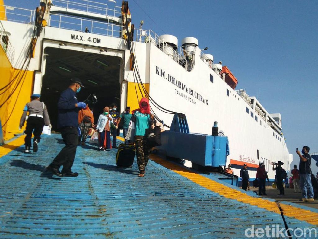 Arus Balik di Pelabuhan Semarang Diprediksi Ramai hingga Sebulan Pascalebaran Arus Balik di Pelabuhan Semarang Diprediksi Ramai hingga Sebulan Pascalebaran