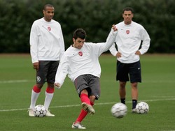 Sstt... Thierry Henry Rupanya Sempat Ragukan Cesc Fabregas