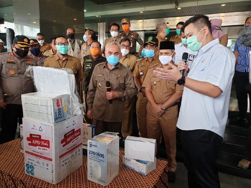 Gubernur Kaltim Pastikan Donasi Rp 5 M dari Swasta Tepat Sasaran Gubernur Kaltim Pastikan Donasi Rp 5 M dari Swasta Tepat Sasaran